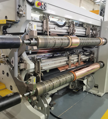 DSP-serie 1800 Witte snijmachine Max. 150M per min. Mechanische snelheid