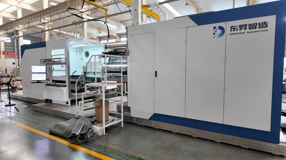 Continue metallisatie op PET- en OPP-folies met vacuüm metalliseermachine voor condensatoren