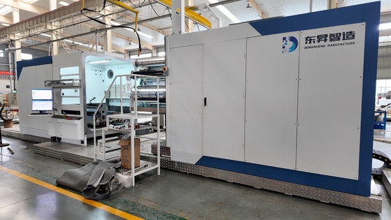 Continue metallisatie op PET- en OPP-folies met vacuüm metalliseermachine voor condensatoren