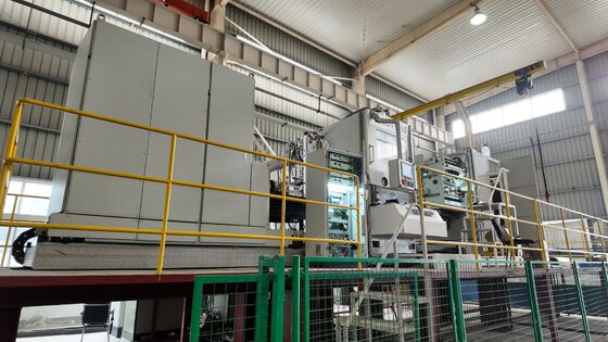 Sputtering Machine aluminium snijmachine elektrische en magnetische velden