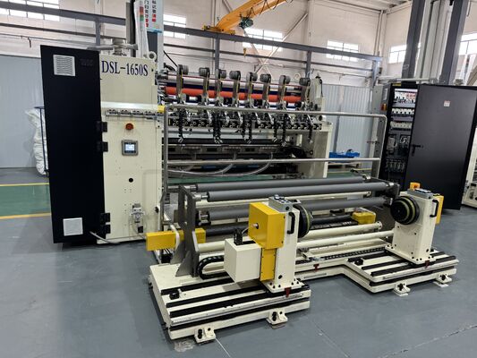Snijmachine voor het snijden van rewinders voor lithiumbatterijseparatoren Snijmachine met CNC-servo-aandrijving en elektrische bedieningsmeshouder